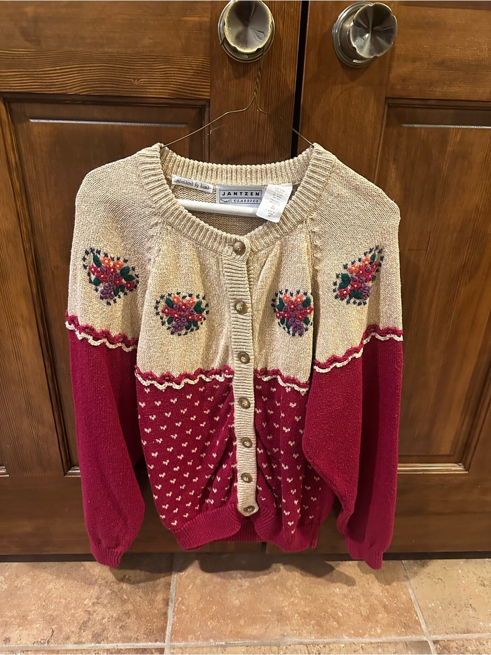 Jantzen Cream and Red Floral Embroidered Button-Up Cardigan
